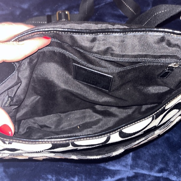 Coach crossbody like new! Retails for $248! - Picture 11 of 14
